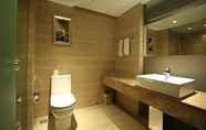 Toilet Kamar 5 Hangzhou Radow Jiali Hotel