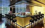 Bar, Kafe, dan Lounge 5 Ramada Plaza Caohejing