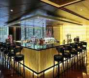 Bar, Kafe, dan Lounge 5 Ramada Plaza Caohejing