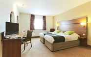 Bedroom 7 Campanile Glasgow Airport