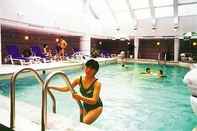 สระว่ายน้ำ Holiday Inn Express Tianjin City Center
