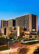 EXTERIOR_BUILDING The Leela Ambience Convention Hotel, Delhi (formerly Kempinski Ambience Hotel Delhi)