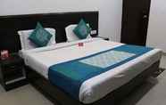 Bedroom 2 Hotel Kanha Continental