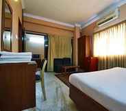 Kamar Tidur 4 Royal Paris