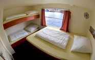 Bedroom 4 Eastern Comfort Hostel Boat