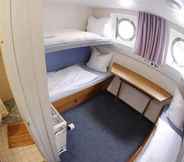 Bedroom 5 Eastern Comfort Hostel Boat