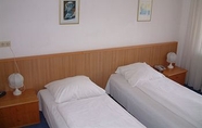 Kamar Tidur 4 Star Hotel