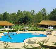 Swimming Pool 4 Mapple Leisure Resort Corbett