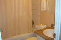 Phòng tắm bên trong London Executive Suites Hotel