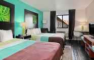 Bedroom 3 Ellis Island Hotel (formerly Super 8 Las Vegas Strip Area)