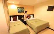 Kamar Tidur 5 Alejandra Hotel And Suites