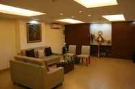 Lobi Alejandra Hotel And Suites