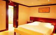 Kamar Tidur 7 Poly Plaza