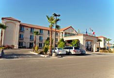 Exterior 2 Holiday Inn Express CALEXICO, an IHG Hotel