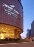 Exterior Crowne Plaza TIANJIN BINHAI CENTER, an IHG Hotel