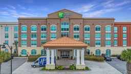 Holiday Inn Express & Suites CHARLESTON ARPT-CONV CTR AREA, an IHG Hotel, ₱ 15,189.02