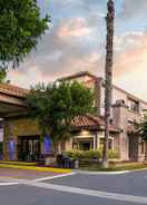 Hotel Exterior Holiday Inn Express SIMI VALLEY, an IHG Hotel