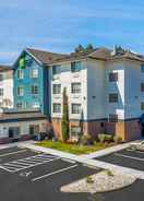 Hotel Exterior Holiday Inn Express & Suites PORTLAND-JANTZEN BEACH, an IHG Hotel