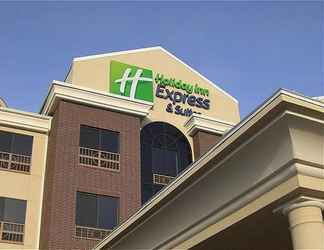 ภายนอกอาคาร 2 Holiday Inn Express & Suites SAINT ROBERT - LEONARD WOOD, an IHG Hotel