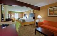 Bedroom 4 Holiday Inn Express & Suites DAYTON SOUTH FRANKLIN, an IHG Hotel