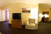 Ruang untuk Umum Holiday Inn Express & Suites BASTROP, an IHG Hotel