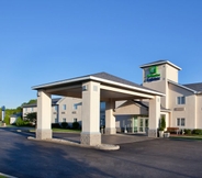 Others 2 Holiday Inn Express CLEVELAND-VERMILION, an IHG Hotel