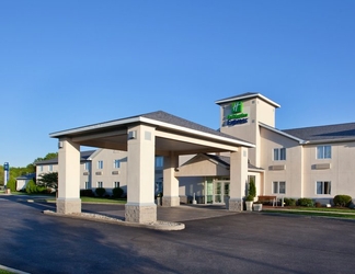 Others 2 Holiday Inn Express CLEVELAND-VERMILION, an IHG Hotel