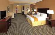 ห้องนอน 2 Holiday Inn Express & Suites TEXARKANA EAST, an IHG Hotel