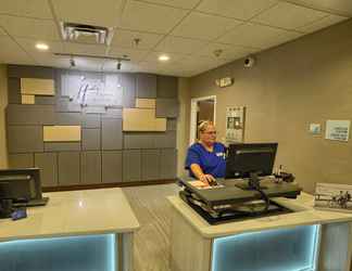 Lobby 2 Holiday Inn Express & Suites PELL CITY, an IHG Hotel