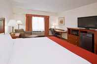 ห้องนอน Holiday Inn Express MURRYSVILLE-DELMONT, an IHG Hotel