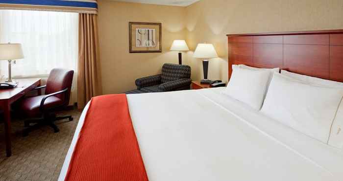 Bedroom Holiday Inn Express RAMSEY-MAHWAH, an IHG Hotel