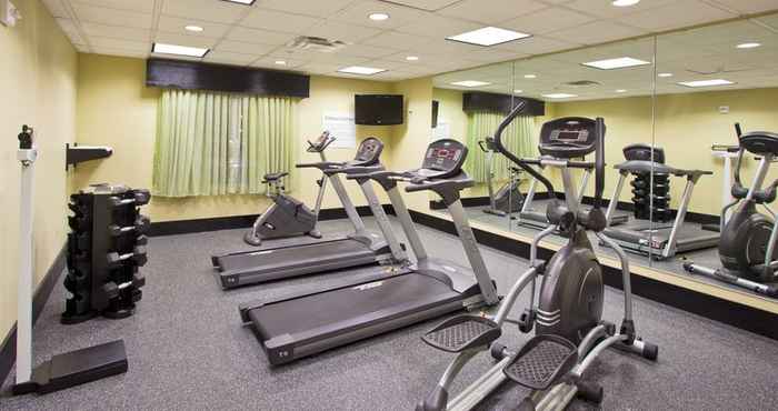 Fitness Center Holiday Inn Express & Suites WAYCROSS, an IHG Hotel