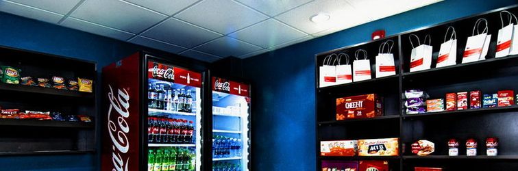 Lobby Holiday Inn Express & Suites ROANOKE RAPIDS SE by IHG, an IHG Hotel