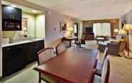 ห้องนอน 7 Holiday Inn & Suites ANN ARBOR UNIV. MICHIGAN AREA, an IHG Hotel