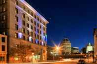 Exterior Holiday Inn Express BALTIMORE-DOWNTOWN, an IHG Hotel