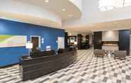 Lobby 3 Holiday Inn INDIANAPOLIS AIRPORT, an IHG Hotel