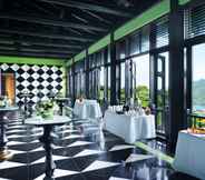 Restoran 4 InterContinental Hotels DANANG SUN PENINSULA RESORT, an IHG Hotel