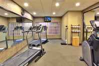 Fitness Center Holiday Inn Express & Suites HAMBURG, an IHG Hotel