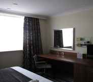 Others 2 Holiday Inn LEEDS - GARFORTH, an IHG Hotel