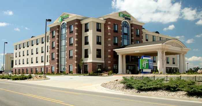 Exterior Holiday Inn Express & Suites MARION, an IHG Hotel