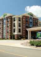 EXTERIOR_BUILDING Holiday Inn Express Hotel & Suites Marion Northeast, an IHG Hotel
