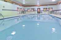 Swimming Pool Holiday Inn Express GREENSBURG, an IHG Hotel