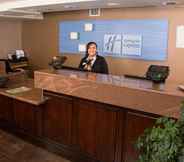 Lobby 2 Holiday Inn Express & Suites GRAND CANYON, an IHG Hotel