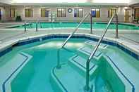 Swimming Pool Staybridge Suites INDIANAPOLIS-FISHERS, an IHG Hotel