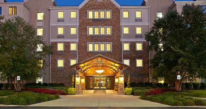 Bangunan Staybridge Suites INDIANAPOLIS-FISHERS, an IHG Hotel