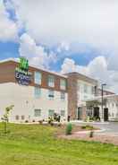 EXTERIOR_BUILDING Holiday Inn Express & Suites BYRON, an IHG Hotel