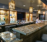 Bar, Cafe and Lounge 4 Holiday Inn DALLAS DFW AIRPORT AREA WEST, an IHG Hotel