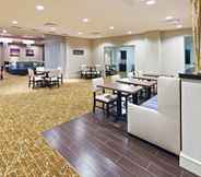 Restaurant 6 Holiday Inn DALLAS DFW AIRPORT AREA WEST, an IHG Hotel