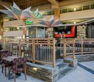 Bar, Cafe and Lounge 4 Crowne Plaza SUFFERN-MAHWAH, an IHG Hotel