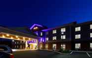 Exterior 7 Holiday Inn Express & Suites STURBRIDGE, an IHG Hotel